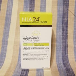 Nia 24 mineral sunscreen